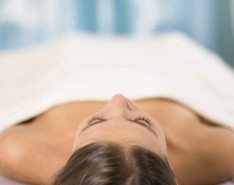 Effektiv Stress abbauen und Burnout vorbeugen. Mit Ayurveda Tiefenentspannung. Pravaha Massage München.